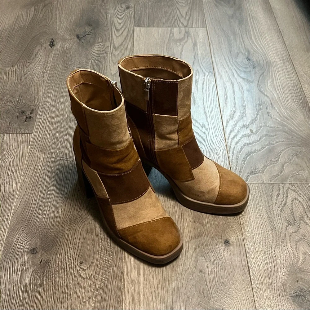 Brown and tan patchwork heeled boots - Picture 3 of 8